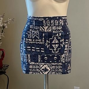 Hollister Blue & White Aztec Type Design Spandex Skirt - Size XS